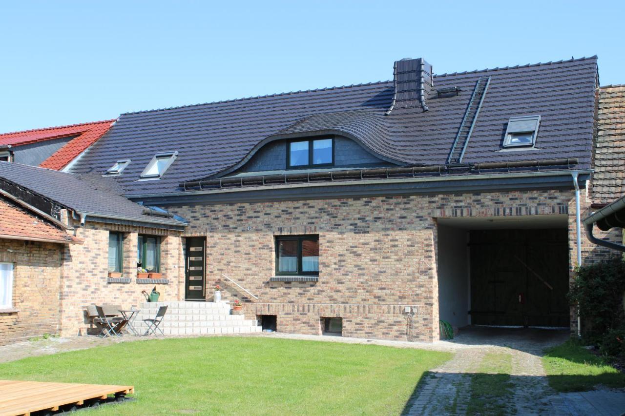 Ferienwohnung Auf Dem Bauernhof コットブス エクステリア 写真
